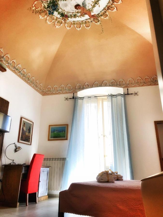 Palazzo Salia Bed & Breakfast Lecce Exterior photo