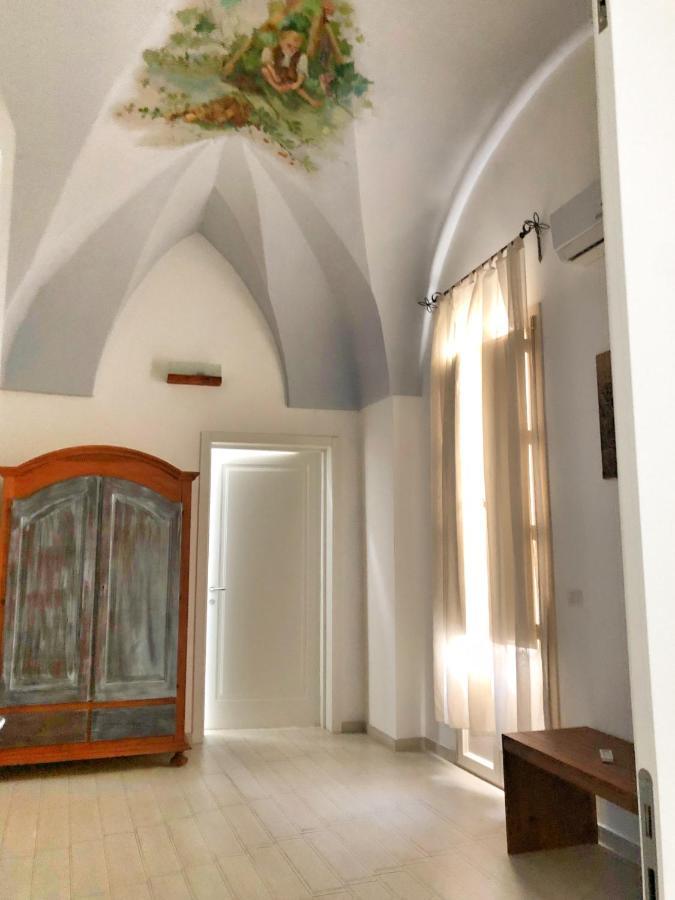 Palazzo Salia Bed & Breakfast Lecce Exterior photo
